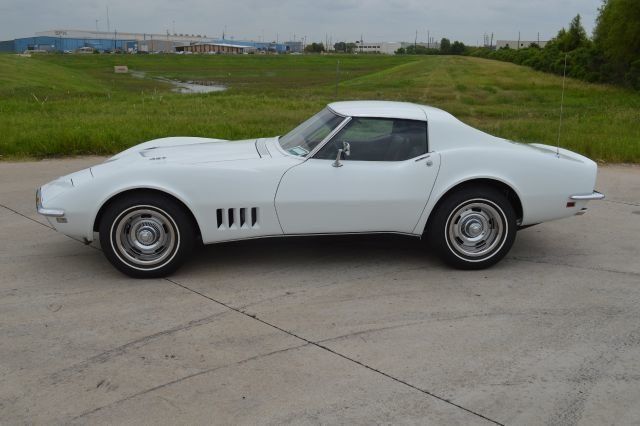 1968 Chevrolet Corvette 427/390HP Factory AC - photo 8