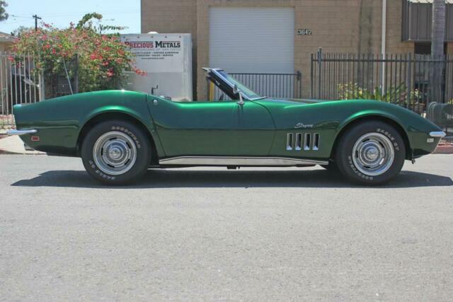 1968 Chevrolet Corvette 427 V8 - photo 5