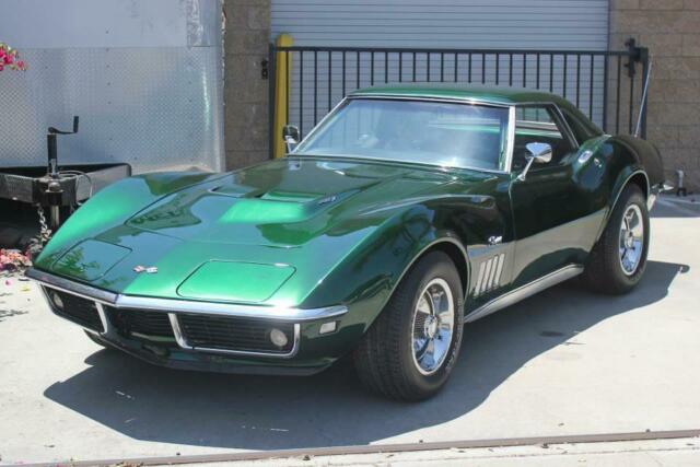 1968 Chevrolet Corvette 427 V8 - photo 2