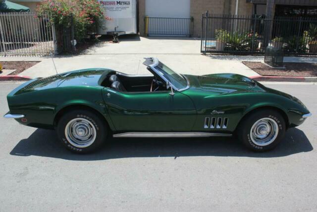 1968 Chevrolet Corvette 427 V8 - photo 6
