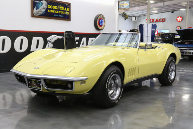 1968 Chevrolet Corvette 68 327 alum heads 4spd two top roadster - photo 2