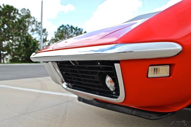 1968 Chevrolet Corvette Convertible [Built By: Carl French] / 3,300 MILES - photo 10
