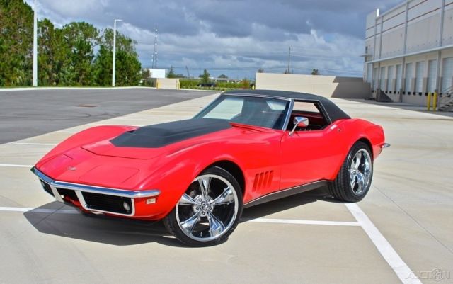 1968 Chevrolet Corvette Convertible [Built By: Carl French] / 3,300 MILES - photo 3