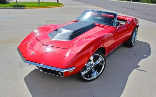 1968 Chevrolet Corvette Convertible [Built By: Carl French] / 3,300 MILES - photo 4