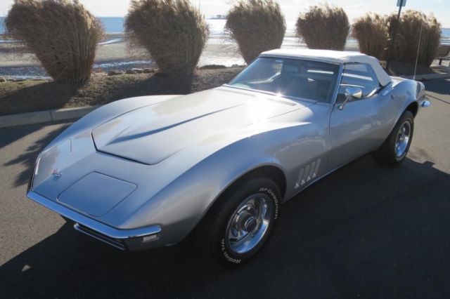 1968 Chevrolet Corvette -- - photo 10