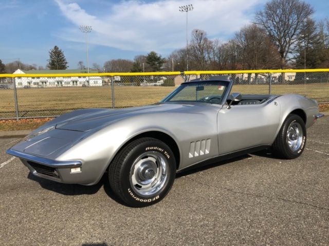 1968 Chevrolet Corvette -- - photo 2