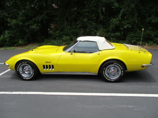1968 CHEVROLET CORVETTE STINGRAY CONVERTIBLE 350 V8 4 SPEED YELLOW & BLACK 1968 Chevrolet Corvette STINGRAY