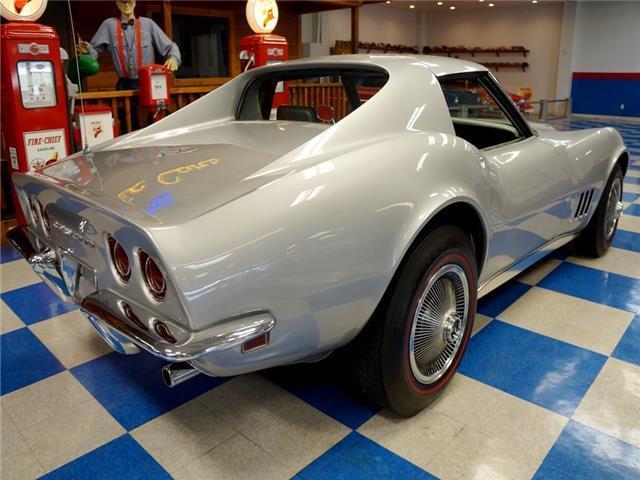 1968 Chevrolet Corvette -- - photo 12