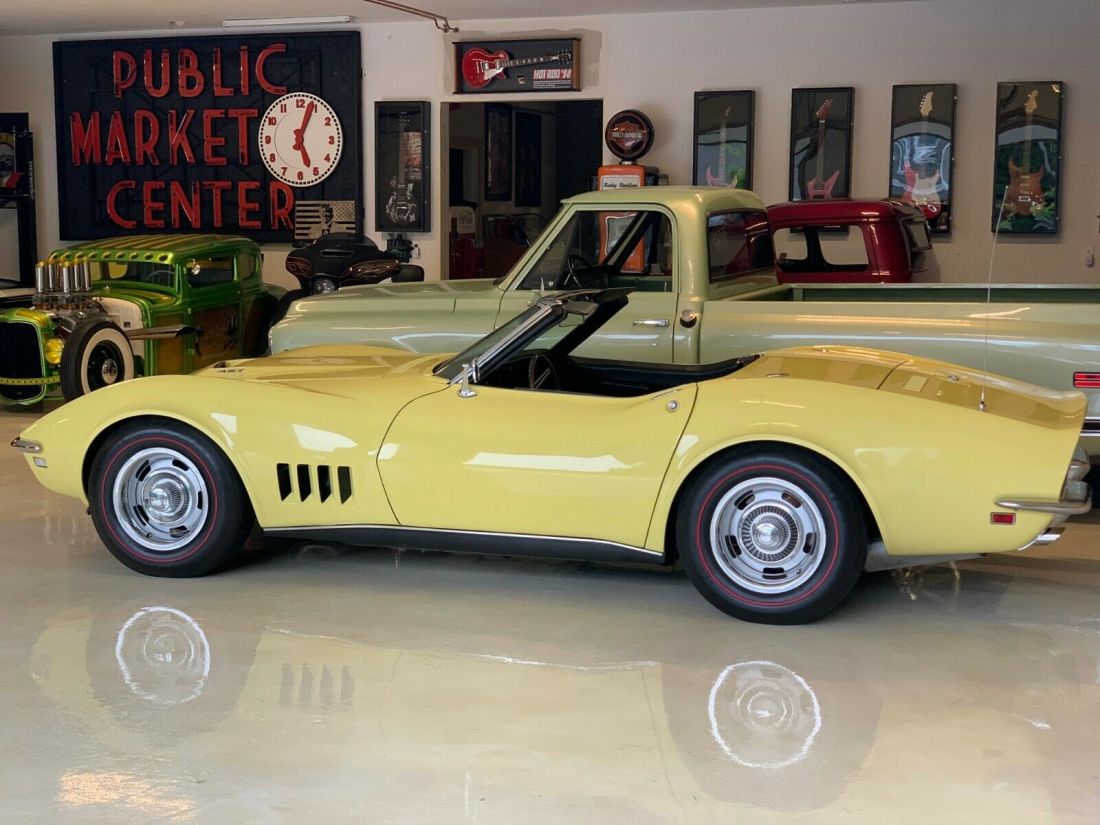 1968 Chevrolet Corvette - TWO TOP CONVERTIBLE - 427 390HP - NUMBERS MATCHING 1968 Chevrolet Corvette - TWO TOP CONVERTIBLE - 427 390HP - NUMBERS MATCHI