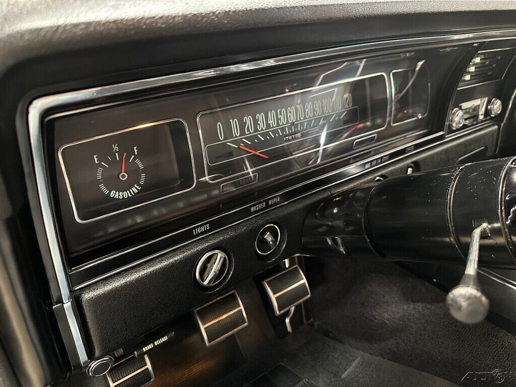 1968 Chevrolet Impala SS - photo 12