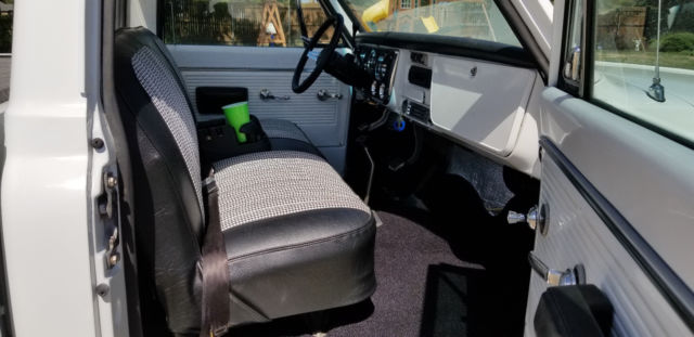 1968 Chevrolet C-10 custom cab - photo 11