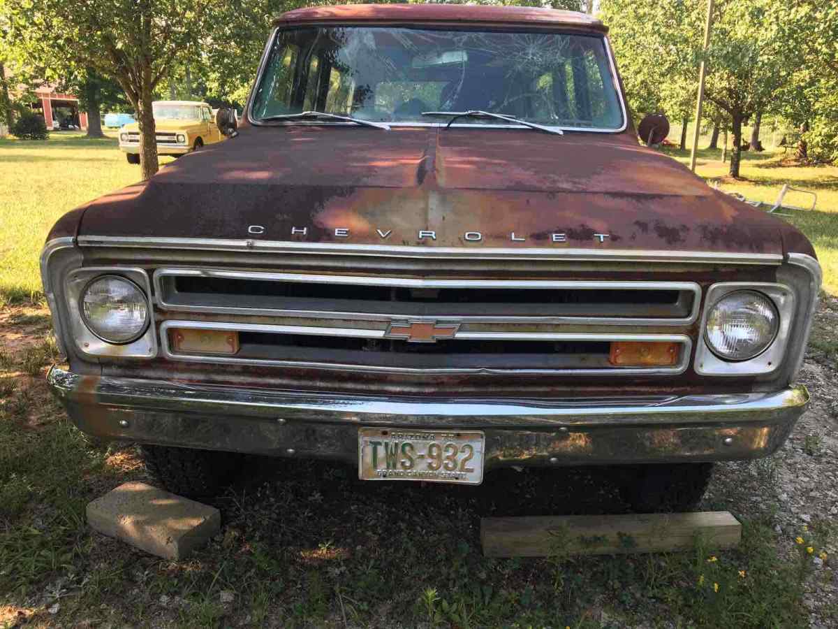 1968 Chevrolet Suburban 4x4 - photo 3