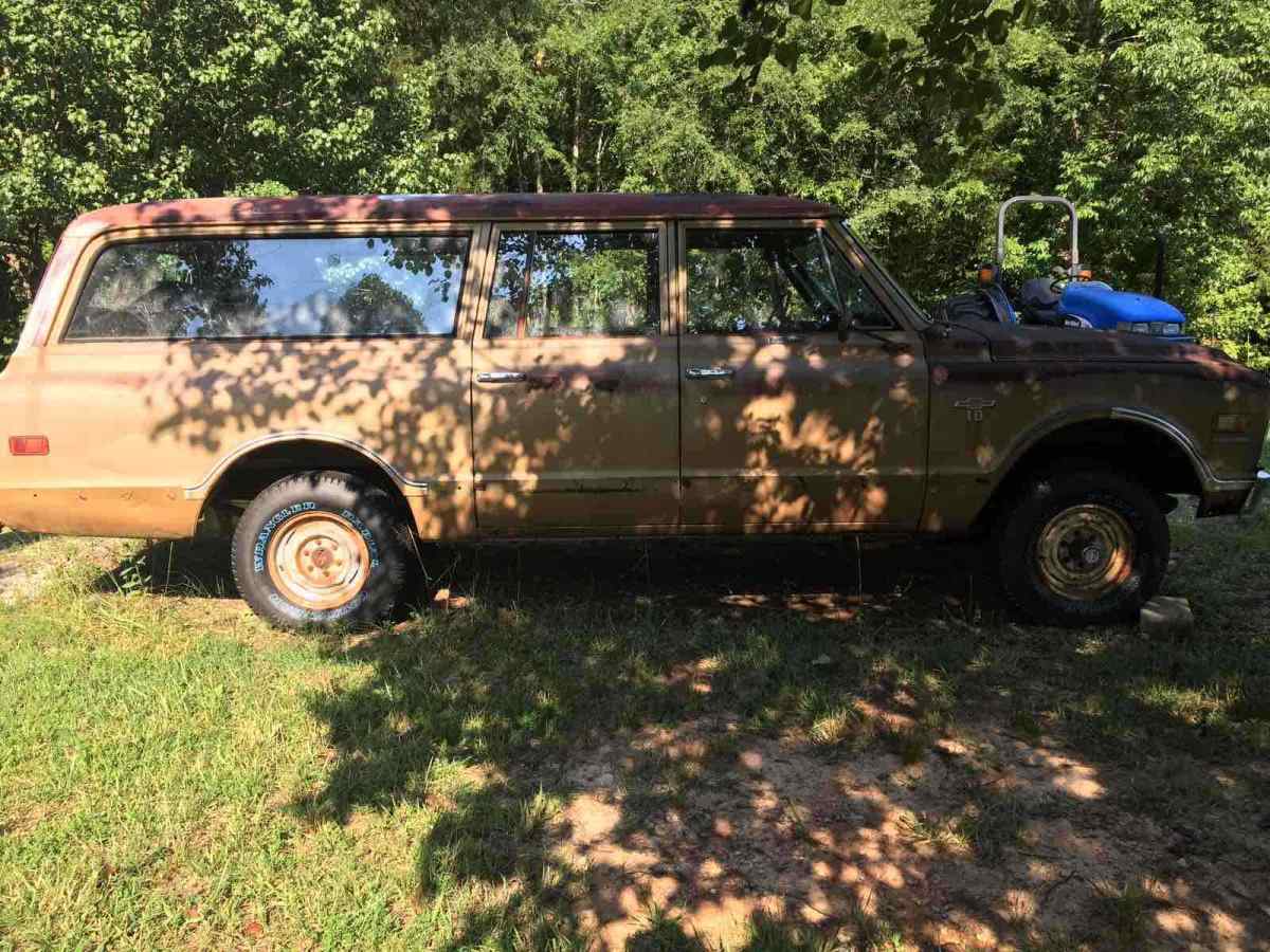1968 Chevrolet Suburban 4x4 - photo 5