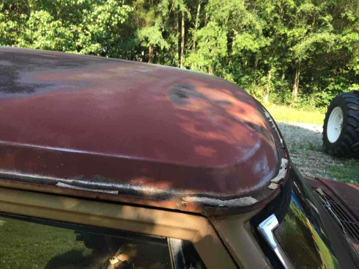 1968 Chevrolet Suburban 4x4 - photo 9