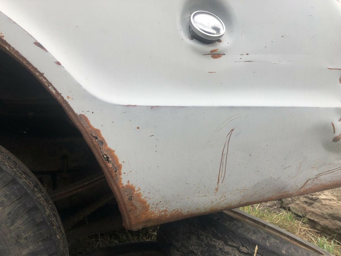 1968 Chevrolet Suburban Base - photo 10