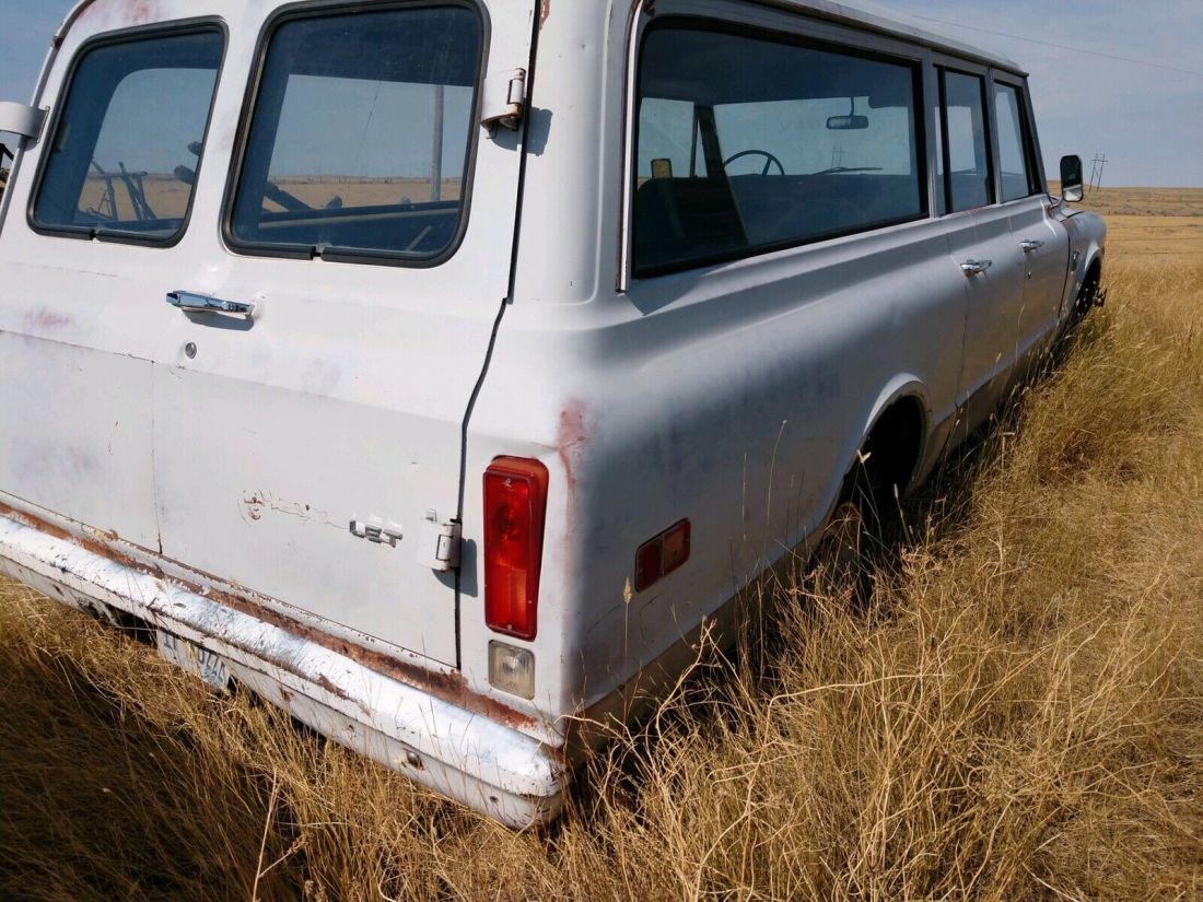 1968 Chevrolet Suburban Base - photo 3