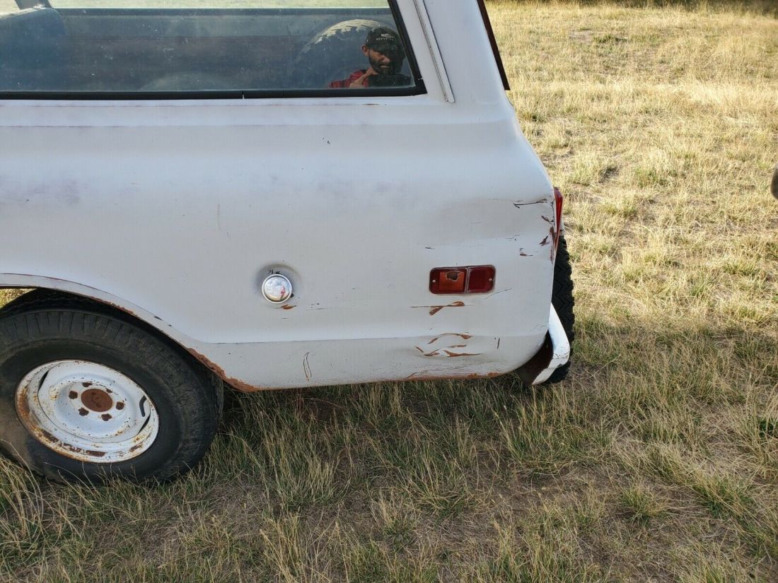 1968 Chevrolet Suburban Base - photo 6