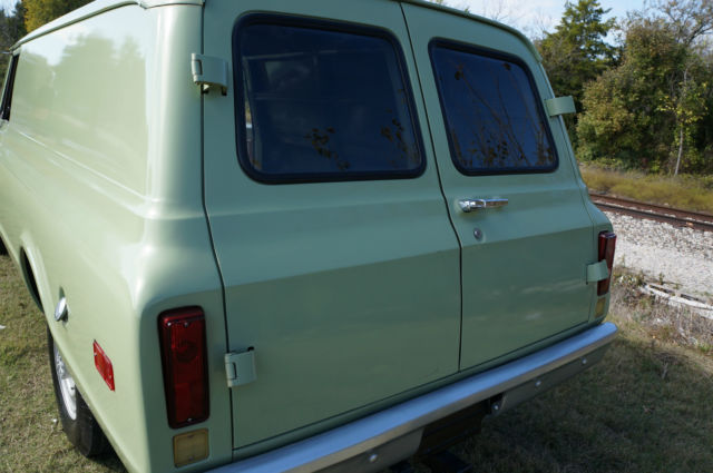 1968 Chevrolet Suburban C-20 - photo 6