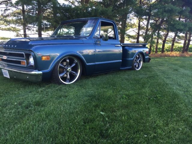 1968 chevy c10 on air ride 1968 Chevrolet C-10 Stepside