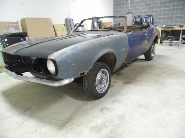 1968 Chevy Camaro Convt. 327, 4 speed 1968 Chevrolet Camaro base coupe 2-door