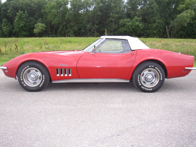 1968 CHEVY CORVETTE CONVERTIBLE NUMBER MATCHING 327/350hp 4 speed 1968 Chevrolet Corvette
