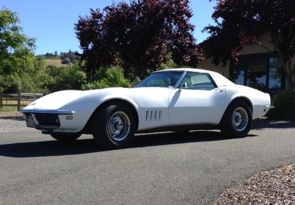1968 Chevrolet Corvette Roadster - photo 2