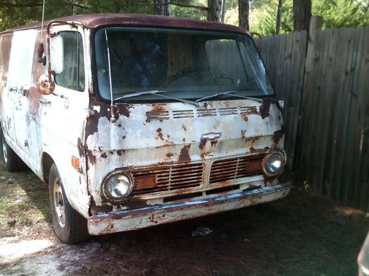 1968 Chevrolet G20 Van - photo 2