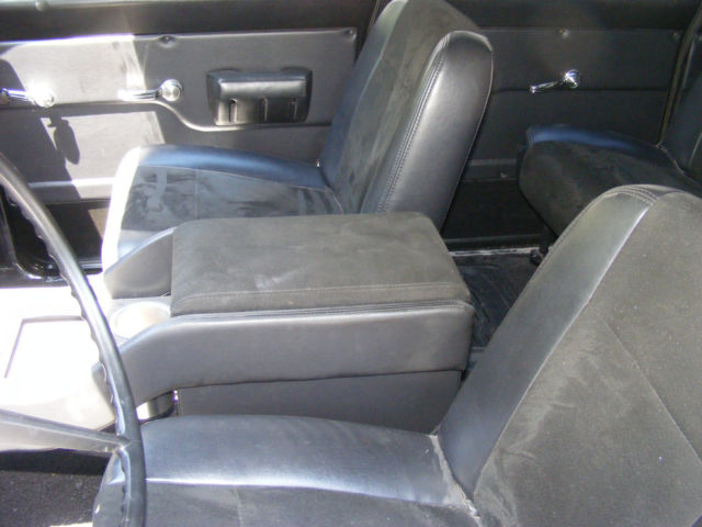 1968 Chevrolet Suburban - photo 12