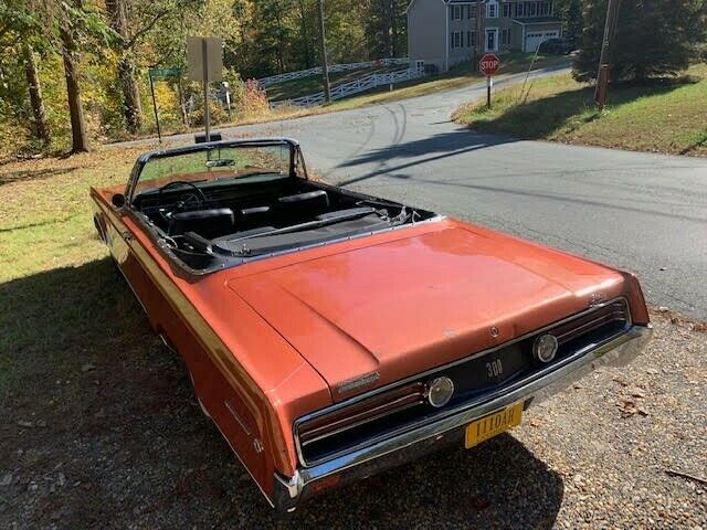 1968 Chrysler 300 Series - photo 2