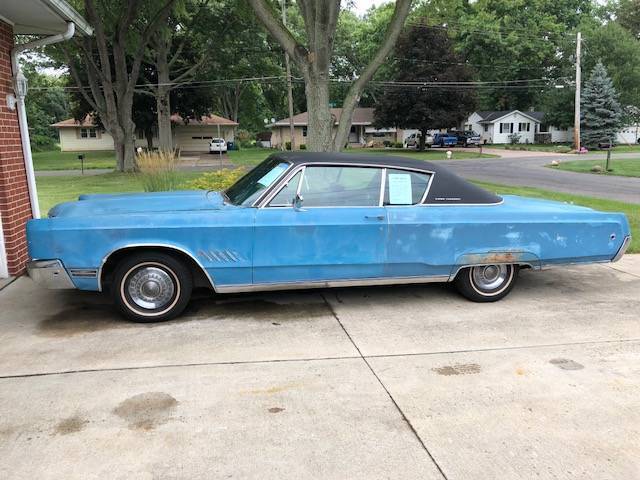 1968 Chrysler 300 Series - photo 2