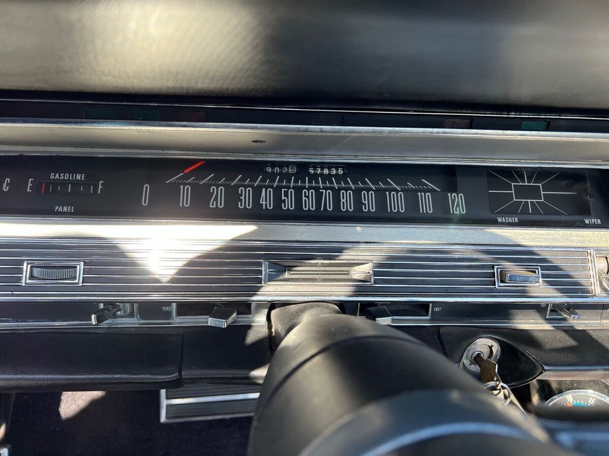 1968 Chrysler 300 Series - photo 9