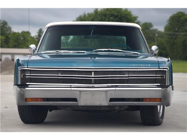 1968 Chrysler 300 Series - photo 2
