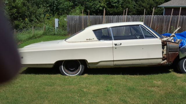 1968 Chrysler 300 Series Fast Top Hardtop - photo 2