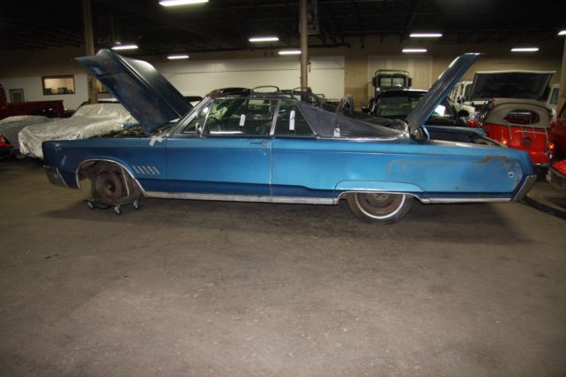 1968 Chrysler 300 Series - photo 2