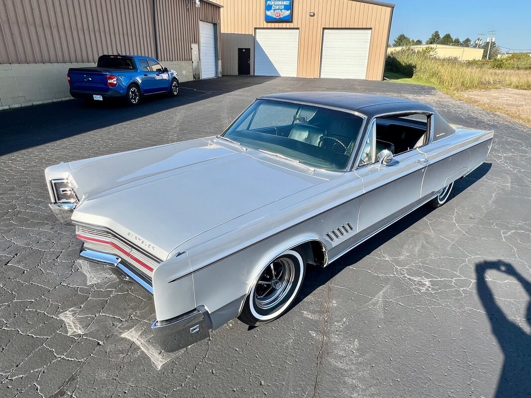1968 Chrysler 300 Series - photo 10