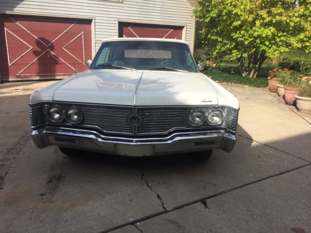 1968 Chrysler Imperial crown - photo 2