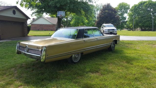 1968 Chrysler Imperial - photo 2