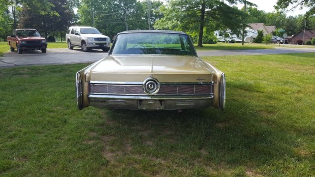 1968 Chrysler Imperial - photo 6