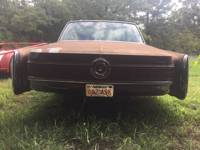 1968 Chrysler Imperial Crown Coupe - photo 4