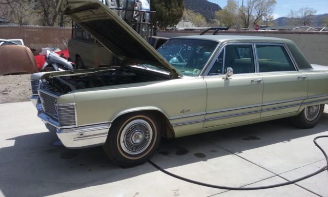 1968 Chrysler Imperial - photo 4