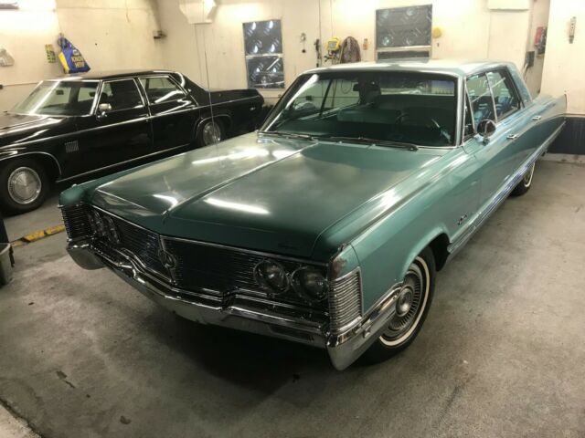 1968 Chrysler imperial This Teal Green Beauty, with Clean Title 1968 Chrysler Imperial Crown