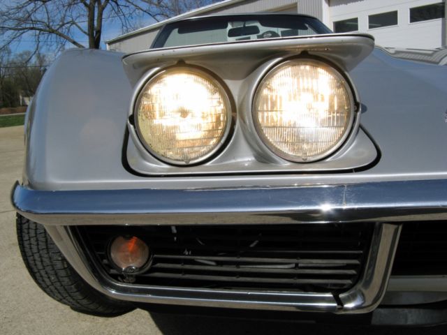 1968 Chevrolet Corvette Convertible - photo 12
