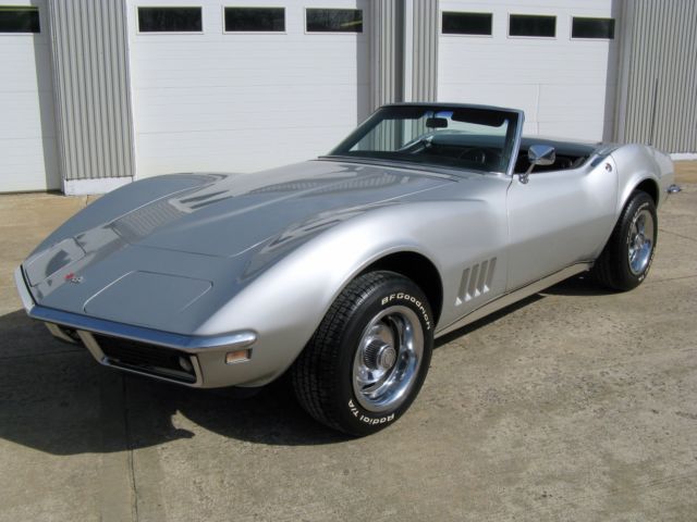 1968 Chevrolet Corvette Convertible - photo 2