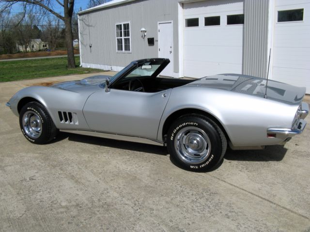 1968 Chevrolet Corvette Convertible - photo 3