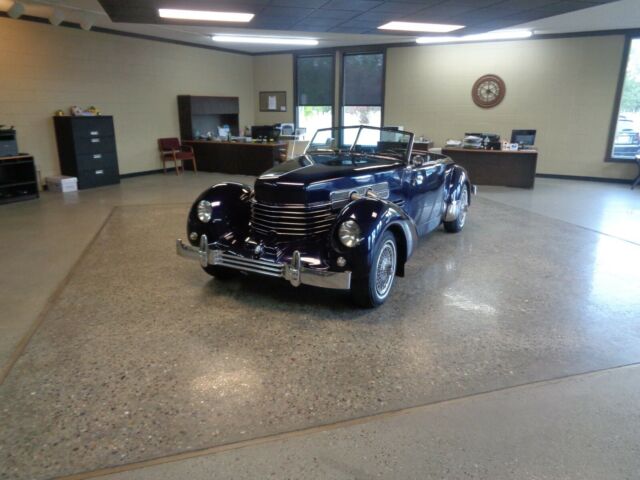 1968 Cord 810 Sportsman 1968 Cord 810 Sportsman