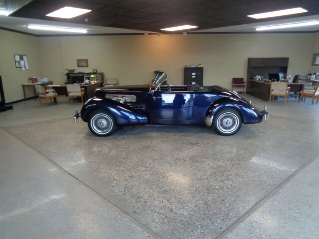 1968 Cord 810 Sportsman - photo 3