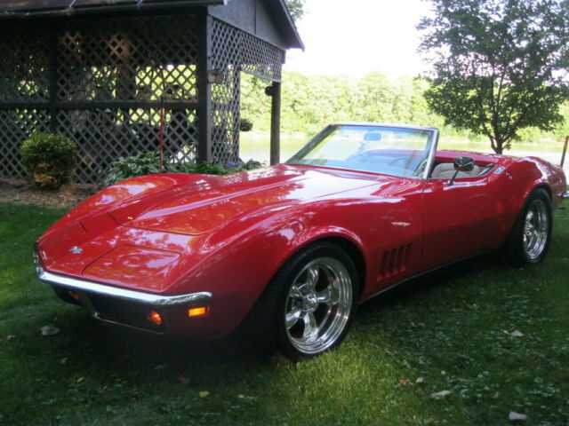 1968 Chevrolet Corvette ORIGINAL 327/350 H.P. - photo 2