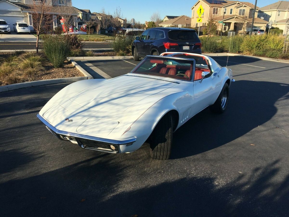 1968 Chevrolet Corvette white - photo 3