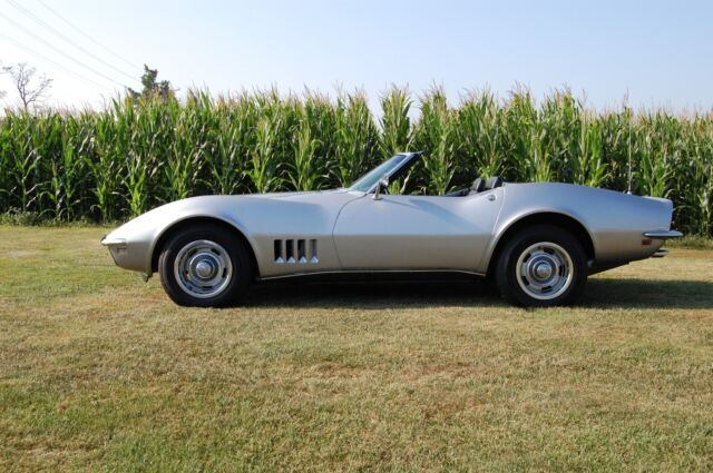 1968 Chevrolet Corvette - photo 2