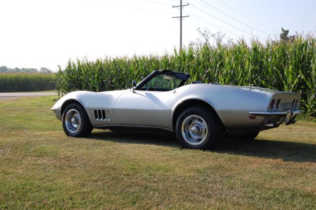 1968 Chevrolet Corvette - photo 3